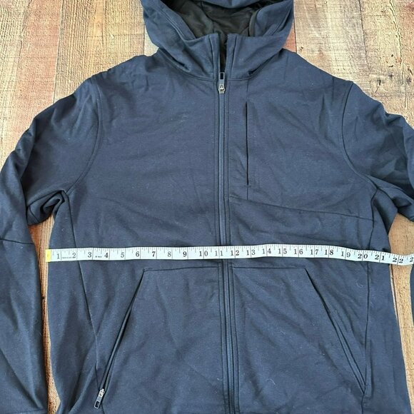 Lululemon navy blue performance jacket Men's Large - Picture 6 of 7